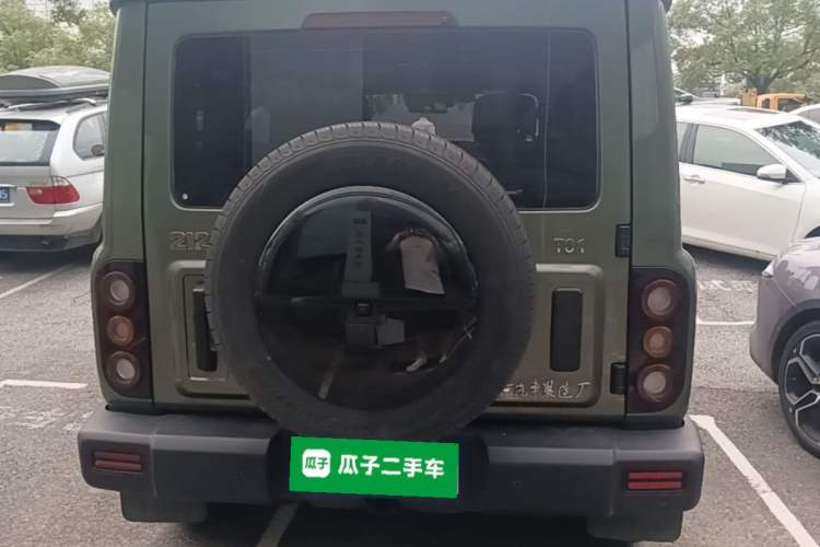 Used 212 T01 2024 2.0T Explorer Rear