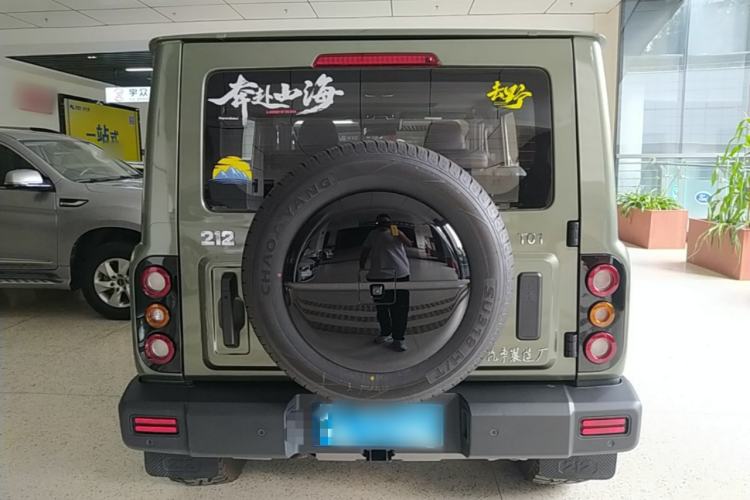 Used 212 T01 2024 2.0T Explorer Rear