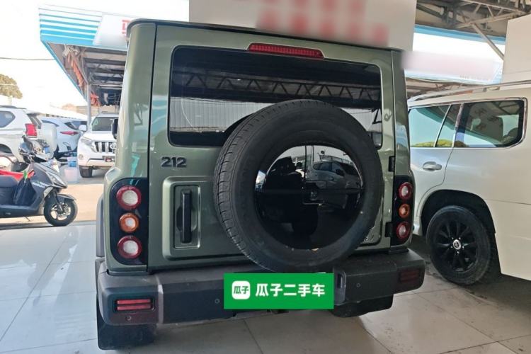 Used 212 T01 2024 2.0T Mechanic Rear