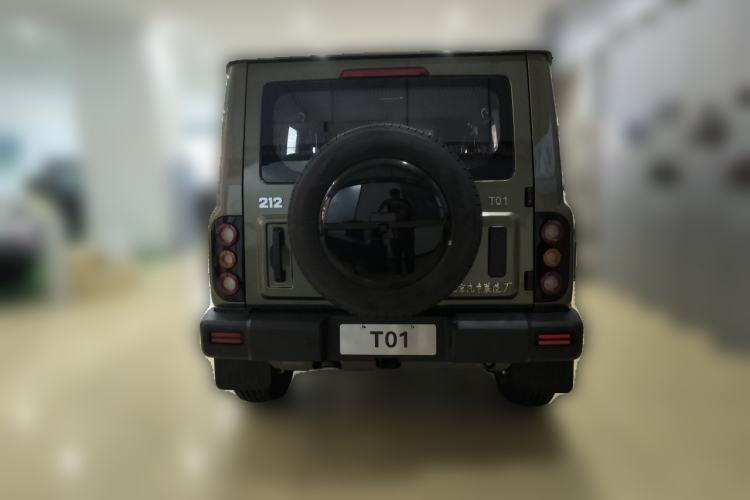 Used 212 T01 2024 2.0T Mechanic Rear