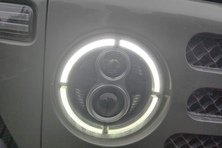 Used 212 T01 2024 2.0T Mechanic Right Front Headlight