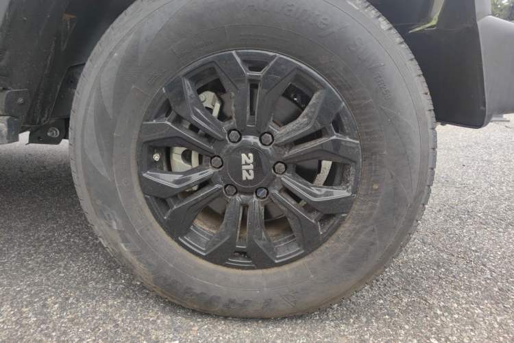 Used 212 T01 2024 2.0T Mechanic Right Front Wheel Hub