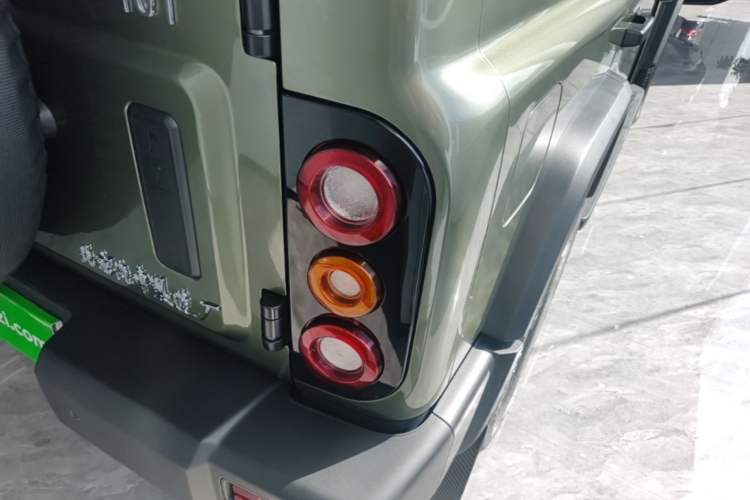 Used 212 T01 2024 2.0T Explorer Right Rear Taillight