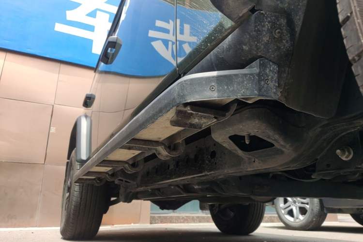 Used 212 T01 2024 2.0T Mechanic Right Side Sill
