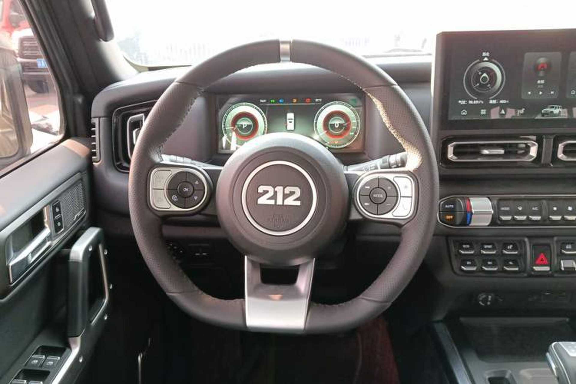 Used 212 T01 2024 2.0T Mechanic Steering Wheel