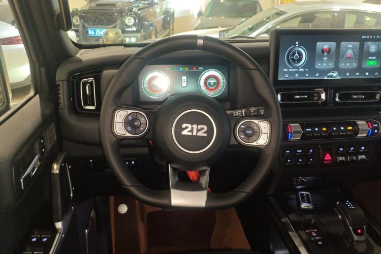 Used 212 T01 2024 2.0T Explorer Steering Wheel