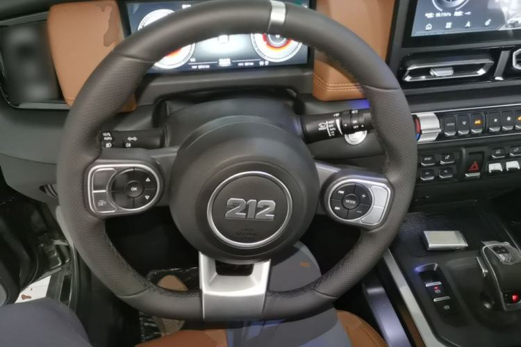 Used 212 T01 2024 2.0T Explorer Steering Wheel