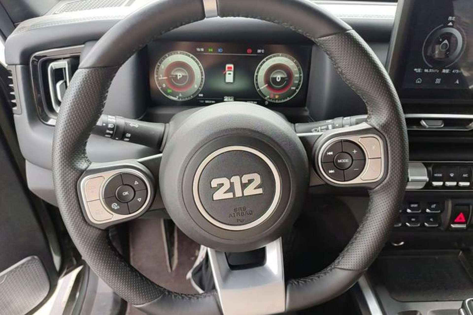 Used 212 T01 2024 2.0T Mechanic Steering Wheel