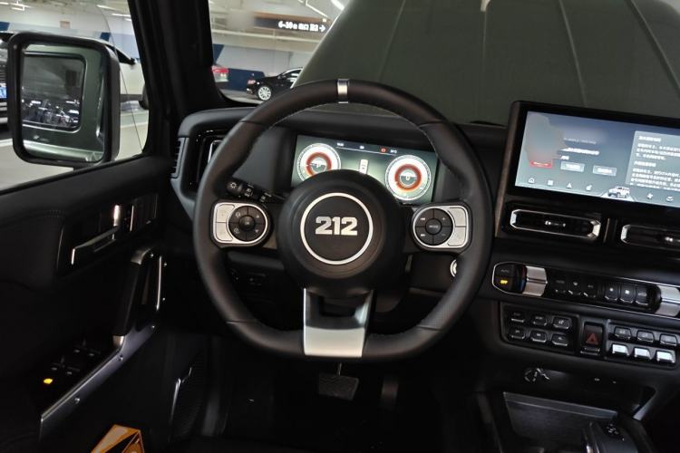 Used 212 T01 2024 2.0T Explorer Steering Wheel