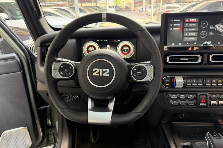 Used 212 T01 2024 2.0T Explorer Steering Wheel