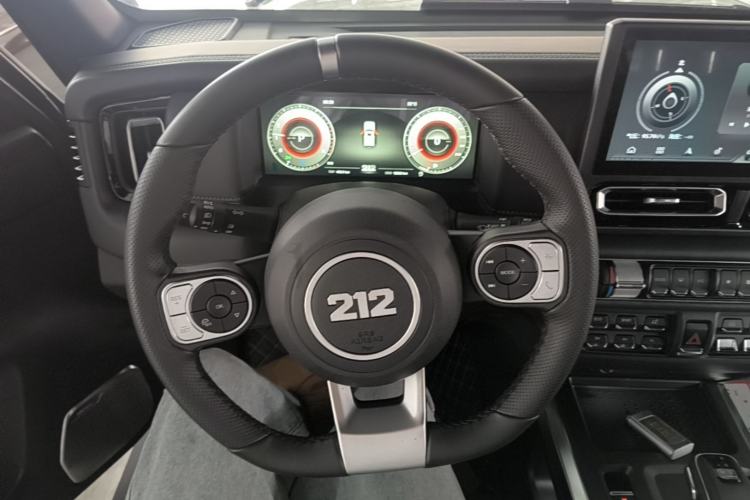 Used 212 T01 2024 2.0T Mechanic Steering Wheel