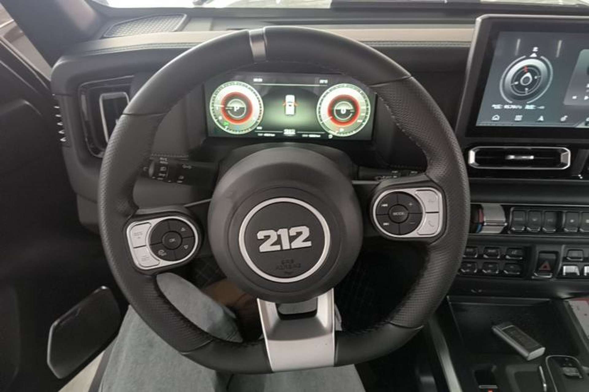 Used 212 T01 2024 2.0T Mechanic Steering Wheel