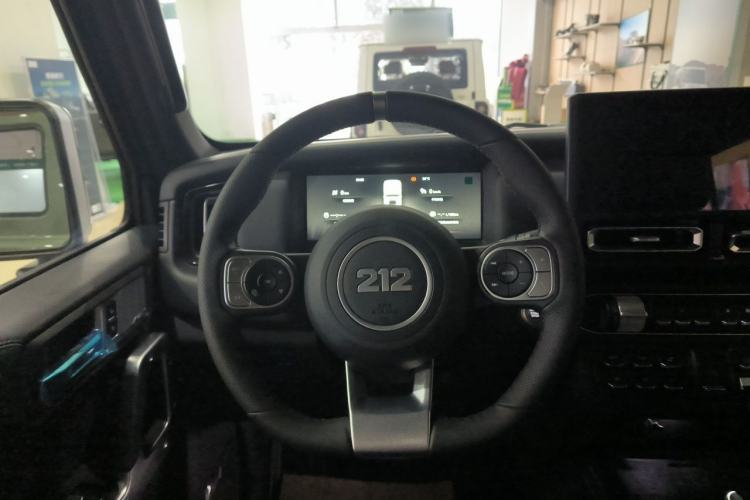 Used 212 T01 2024 2.0T Mechanic Steering Wheel