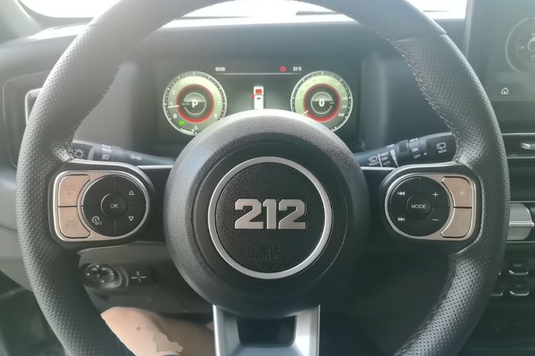 Used 212 T01 2024 2.0T Mechanic Steering Wheel