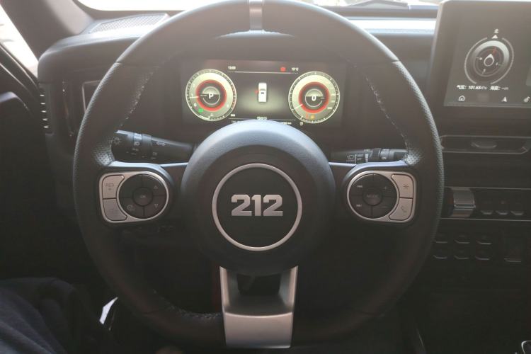 Used 212 T01 2024 2.0T Mechanic Steering Wheel