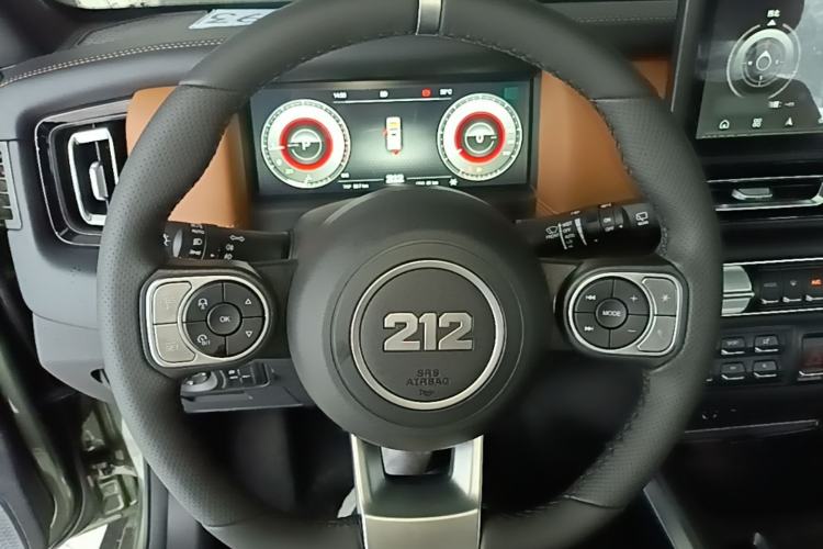 Used 212 T01 2024 2.0T Explorer Steering Wheel