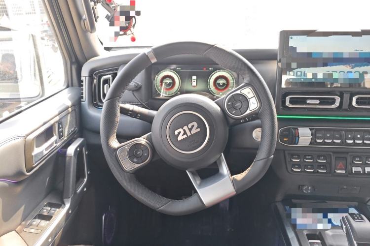 Used 212 T01 2024 2.0T Mechanic Steering Wheel