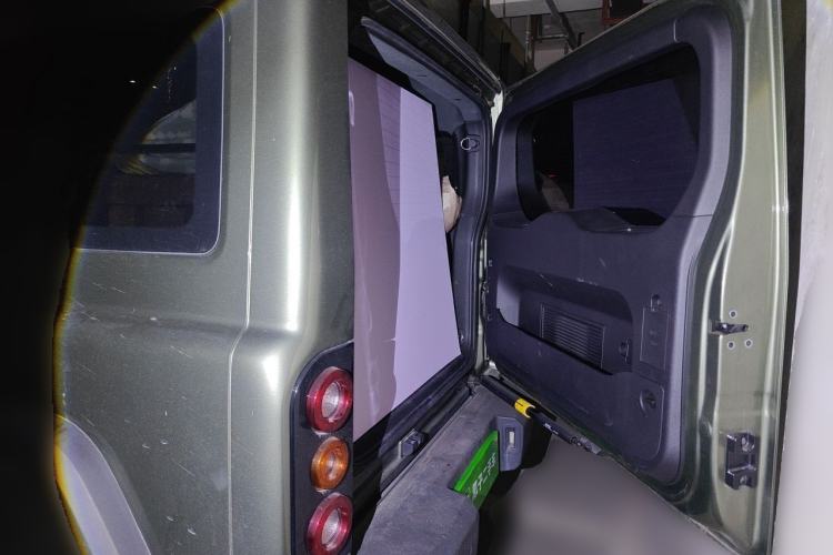 Used 212 T01 2024 2.0T Mechanic Trunk