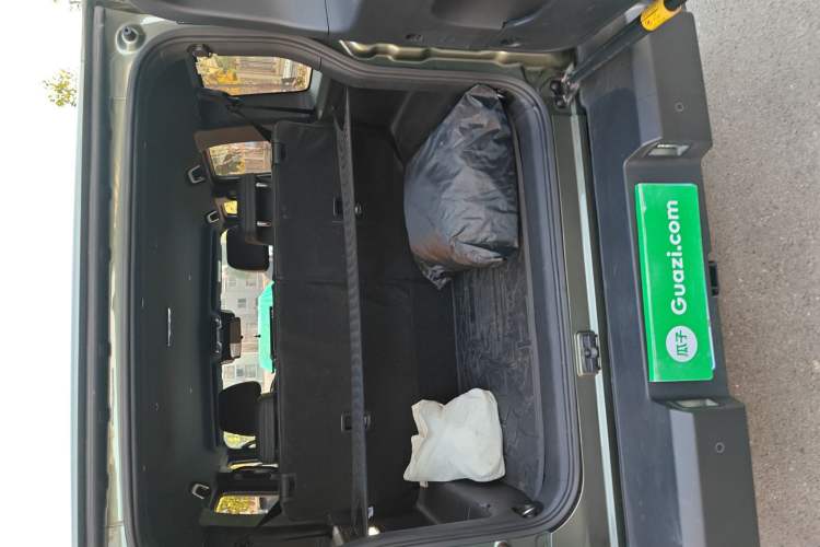 Used 212 T01 2024 2.0T Mechanic Trunk
