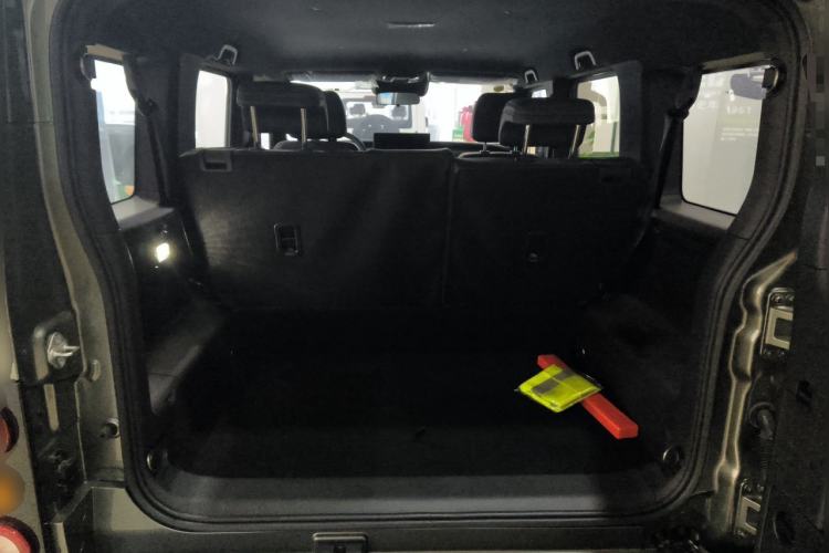 Used 212 T01 2024 2.0T Mechanic Trunk