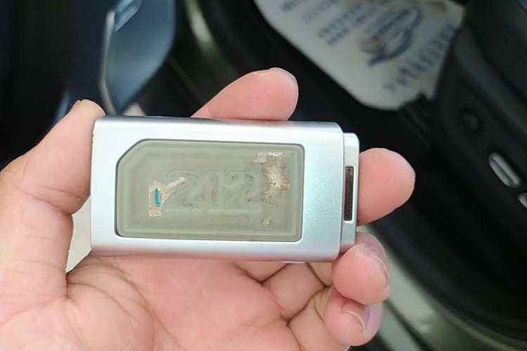 Used 212 T01 2024 2.0T Explorer Vehicle Key