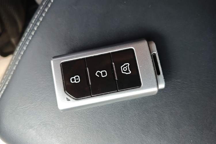 Used 212 T01 2024 2.0T Mechanic Vehicle Key