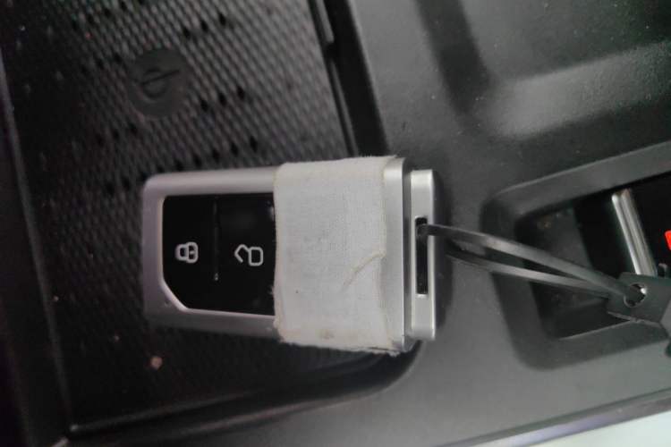 Used 212 T01 2024 2.0T Mechanic Vehicle Key