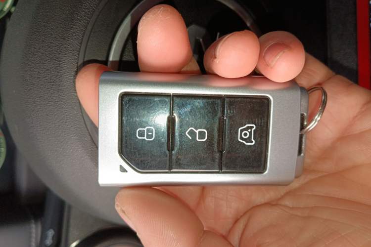 Used 212 T01 2024 2.0T Mechanic Vehicle Key