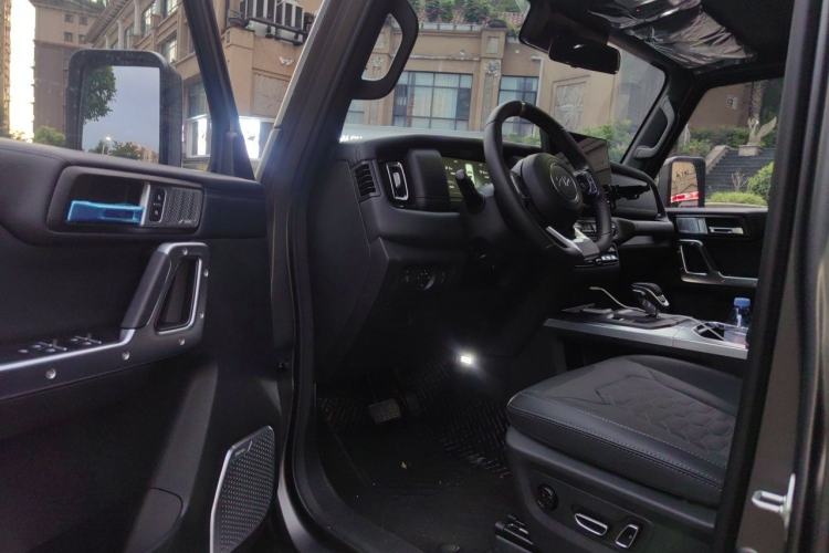 Used 212 T01 2024 2.0T Mechanic Driver Seat