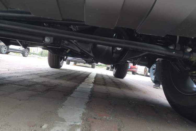 Used 212 T01 2024 2.0T Explorer Chassis Front