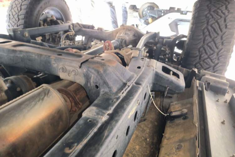 Used 212 T01 2024 2.0T Explorer Chassis Front Left