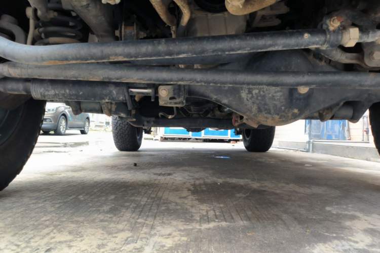 Used 212 T01 2024 2.0T Explorer Chassis Front