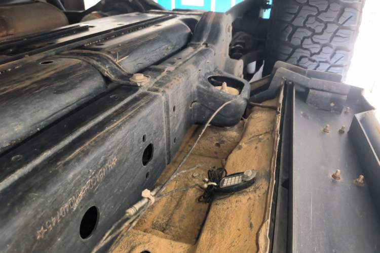Used 212 T01 2024 2.0T Explorer Chassis Rear Right