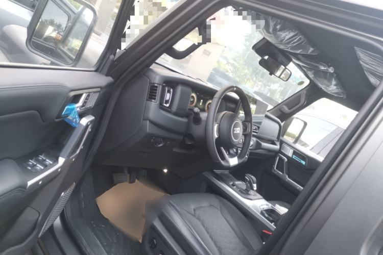 Used 212 T01 2024 2.0T Explorer Driver Seat