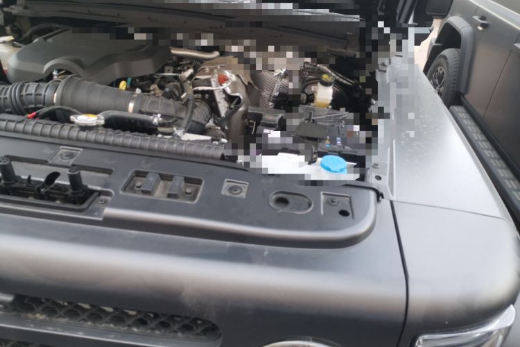 Used 212 T01 2024 2.0T Explorer Engine Bay Left