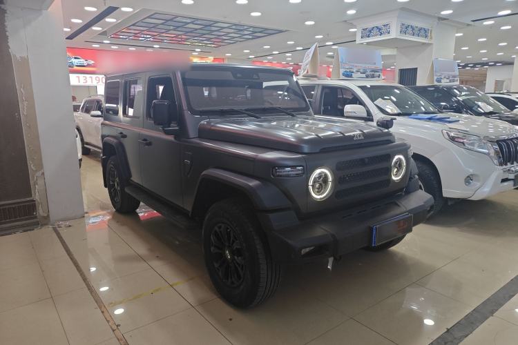 Used 212 T01 2024 2.0T Explorer Exterior 2
