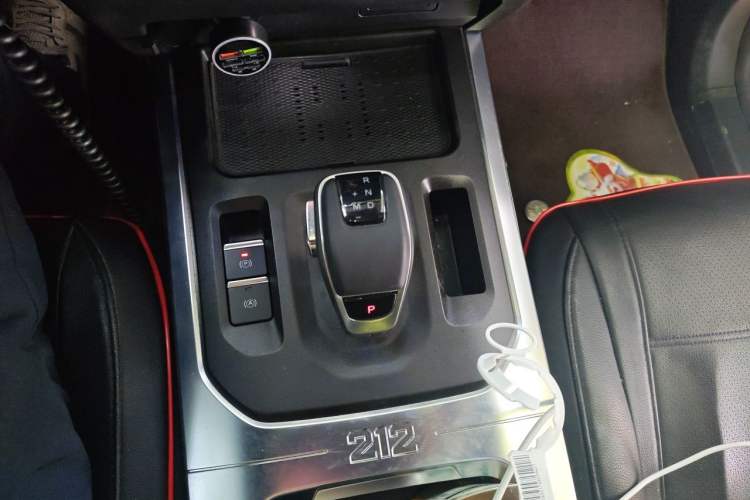 Used 212 T01 2024 2.0T Mechanic Gear Lever