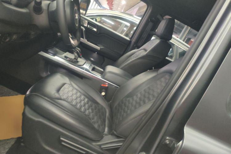 Used 212 T01 2024 2.0T Mechanic Left Front Seat
