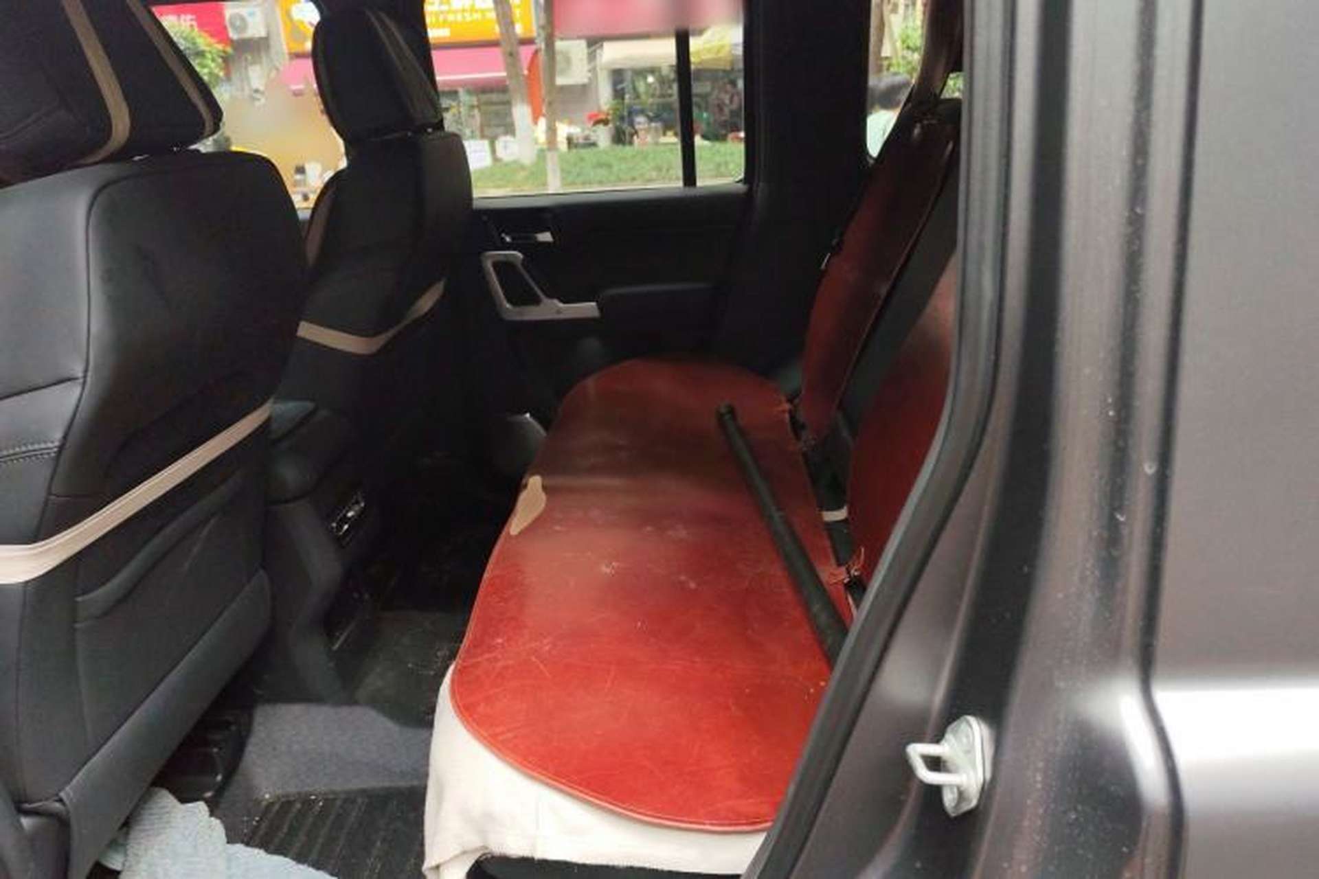 Used 212 T01 2024 2.0T Mechanic Left Rear Seat