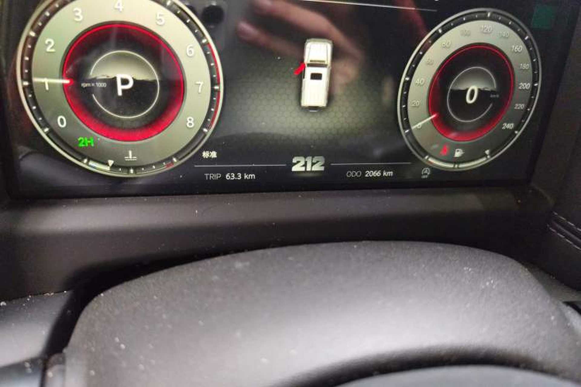 Used 212 T01 2024 2.0T Mechanic Odometer Close Up