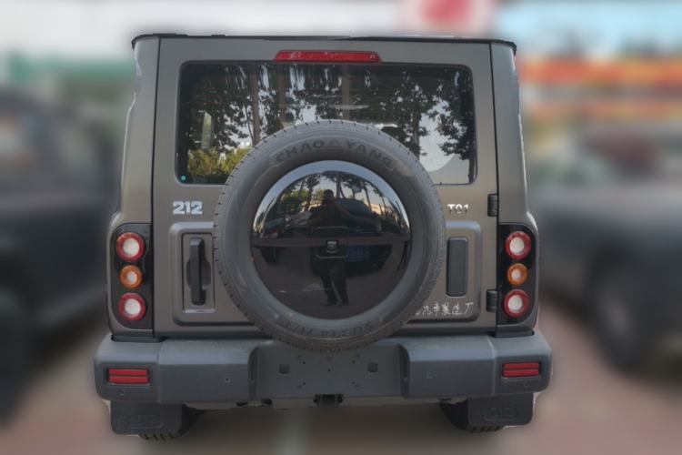 Used 212 T01 2024 2.0T Explorer Rear