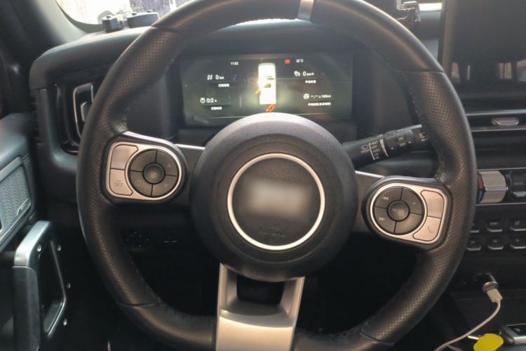 Used 212 T01 2024 2.0T Explorer Steering Wheel