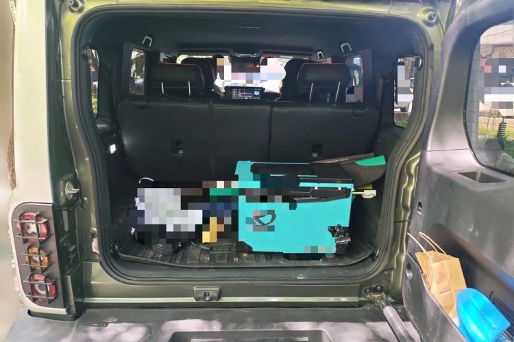 Used 212 T01 2024 2.0T Mechanic Trunk