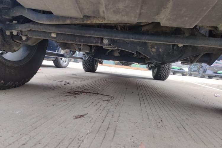 Used 212 T01 2024 2.0T Mechanic Chassis Front