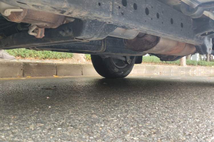 Used 212 T01 2024 2.0T Explorer Chassis Front Left