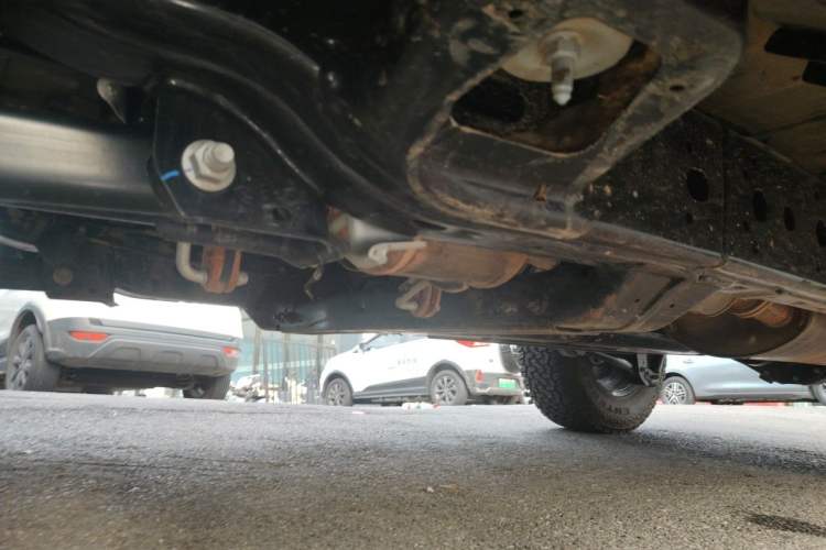 Used 212 T01 2024 2.0T Mechanic Chassis Front Left