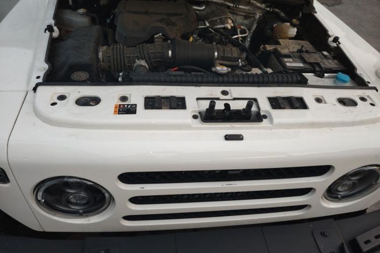 Used 212 T01 2024 2.0T Mechanic Engine Bay