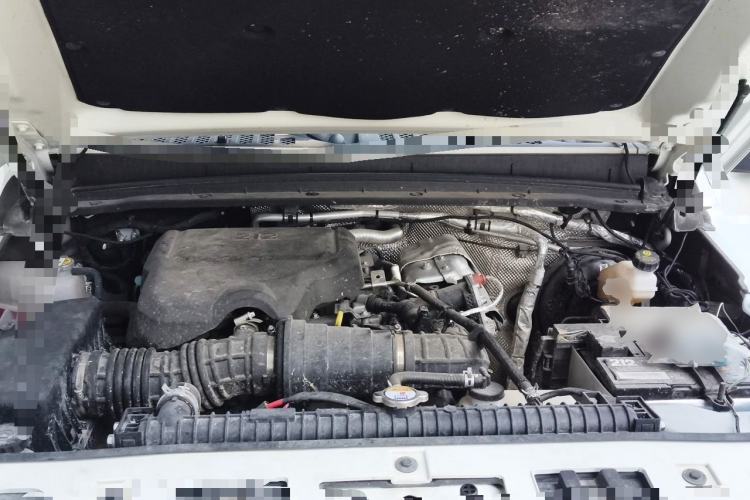 Used 212 T01 2024 2.0T Mechanic Engine Bay