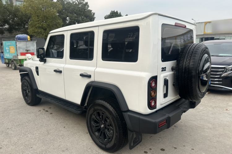 Used 212 T01 2024 2.0T Mechanic Exterior 3