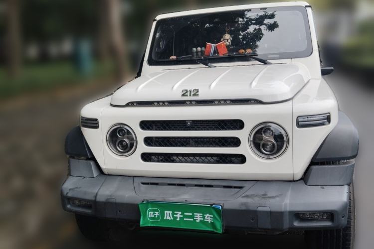 Used 212 T01 2024 2.0T Explorer Front